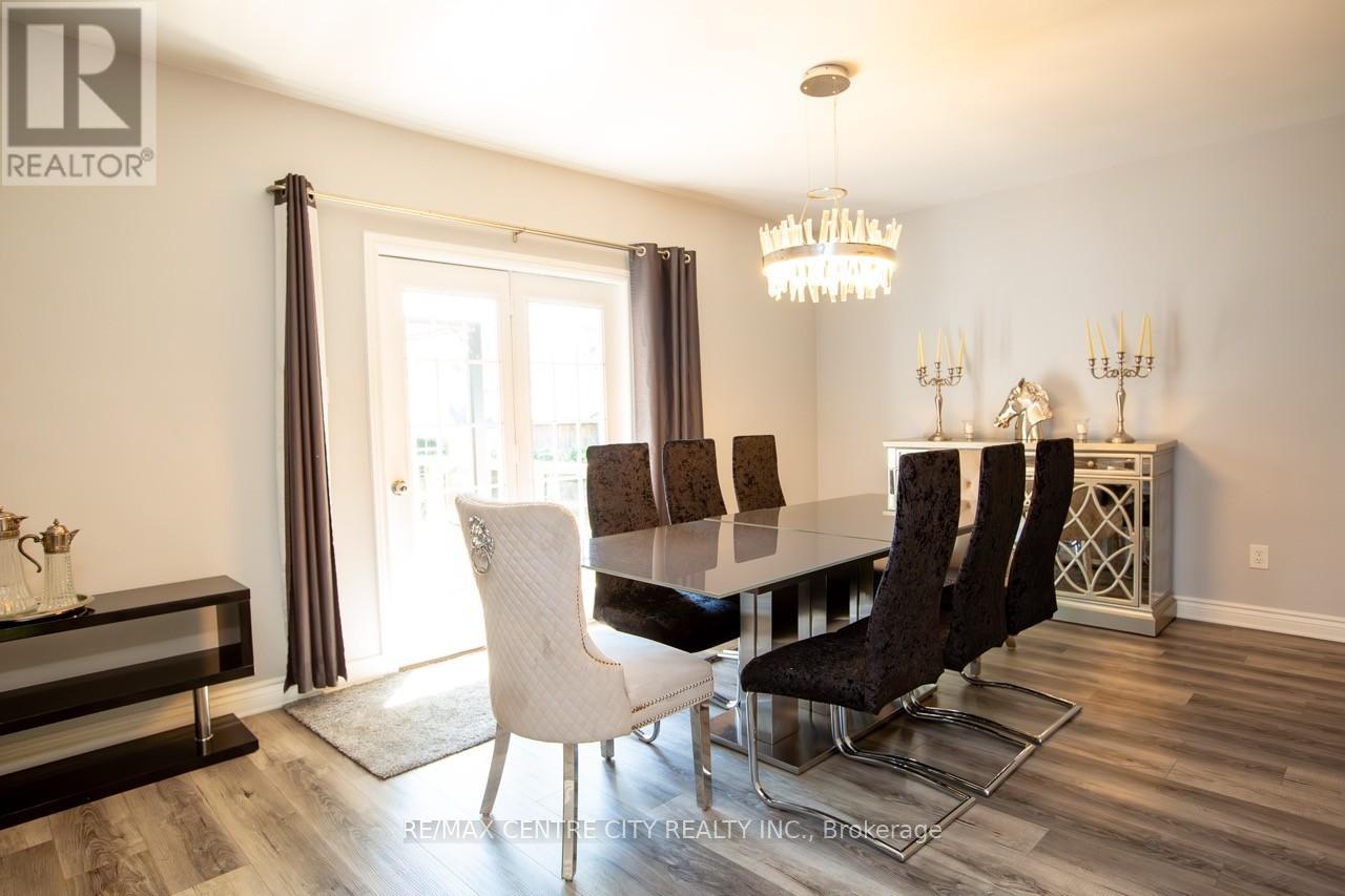 6 Prince Albert Street Property Photo 6