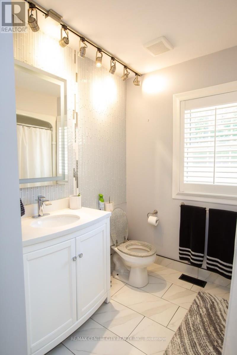 6 Prince Albert Street Property Photo 13
