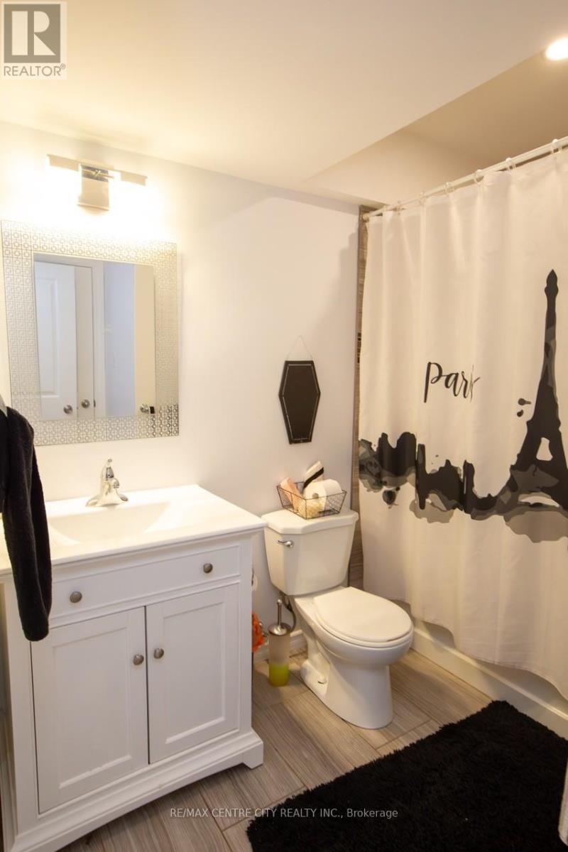 6 Prince Albert Street Property Photo 26