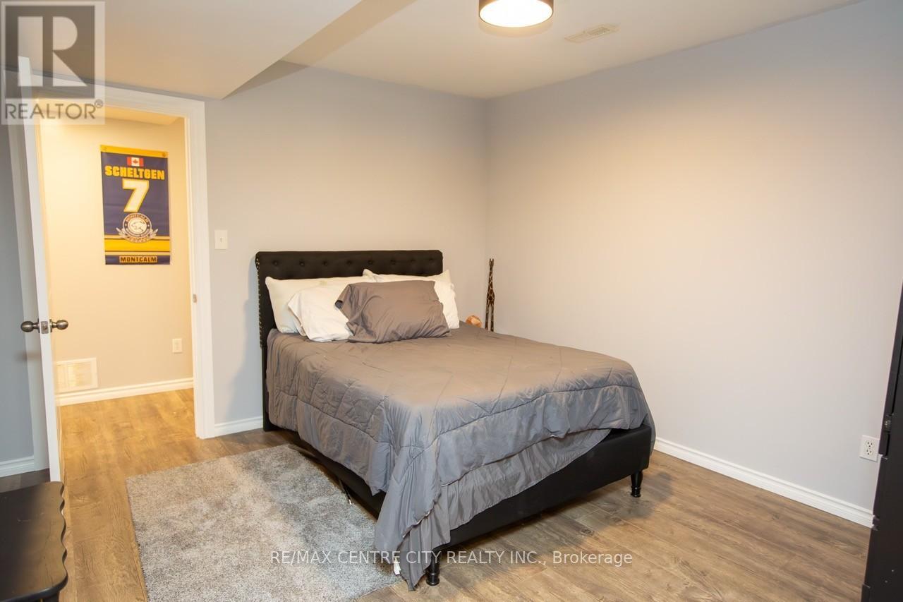 6 Prince Albert Street Property Photo 27