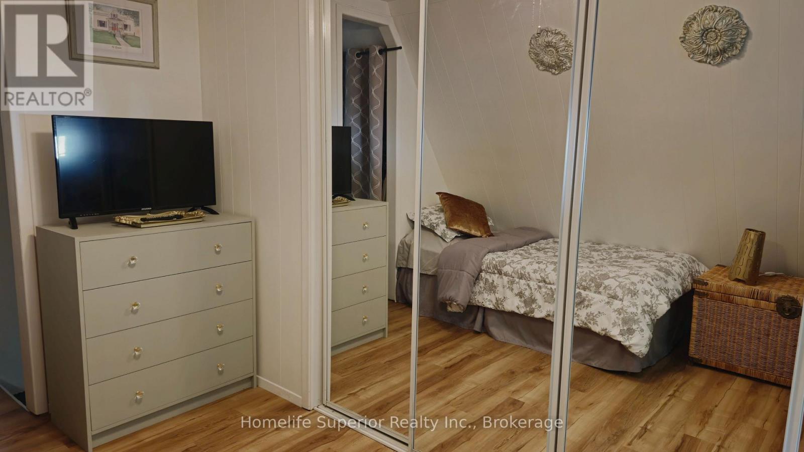 1121 Cook Road Property Photo 23