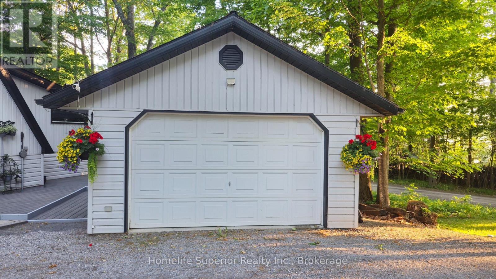 1121 Cook Road Property Photo 27