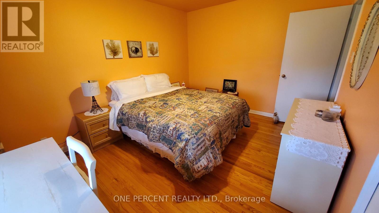 164 Redford Crescent Property Photo 7