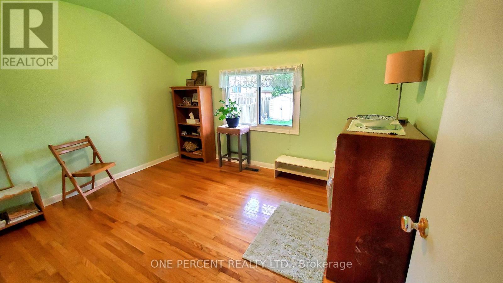 164 Redford Crescent Property Photo 11