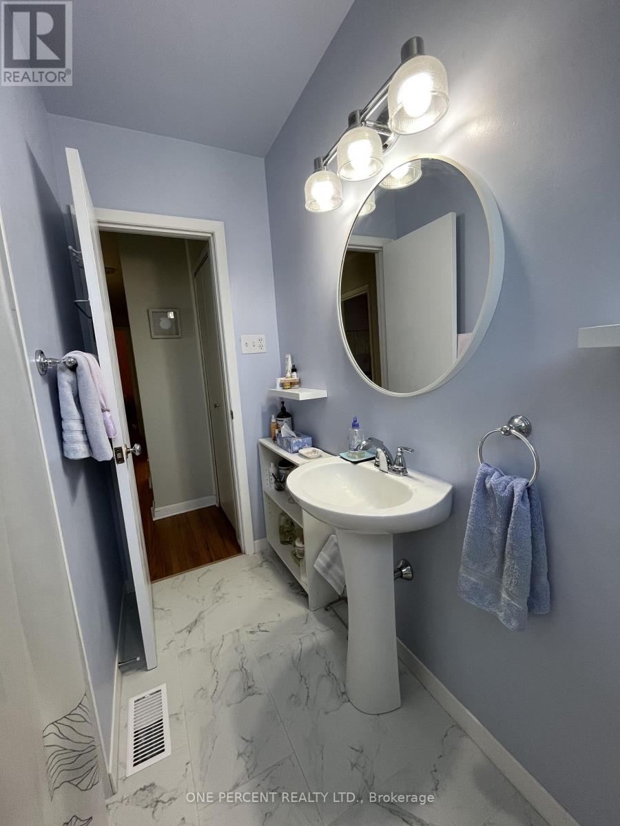 164 Redford Crescent Property Photo 13