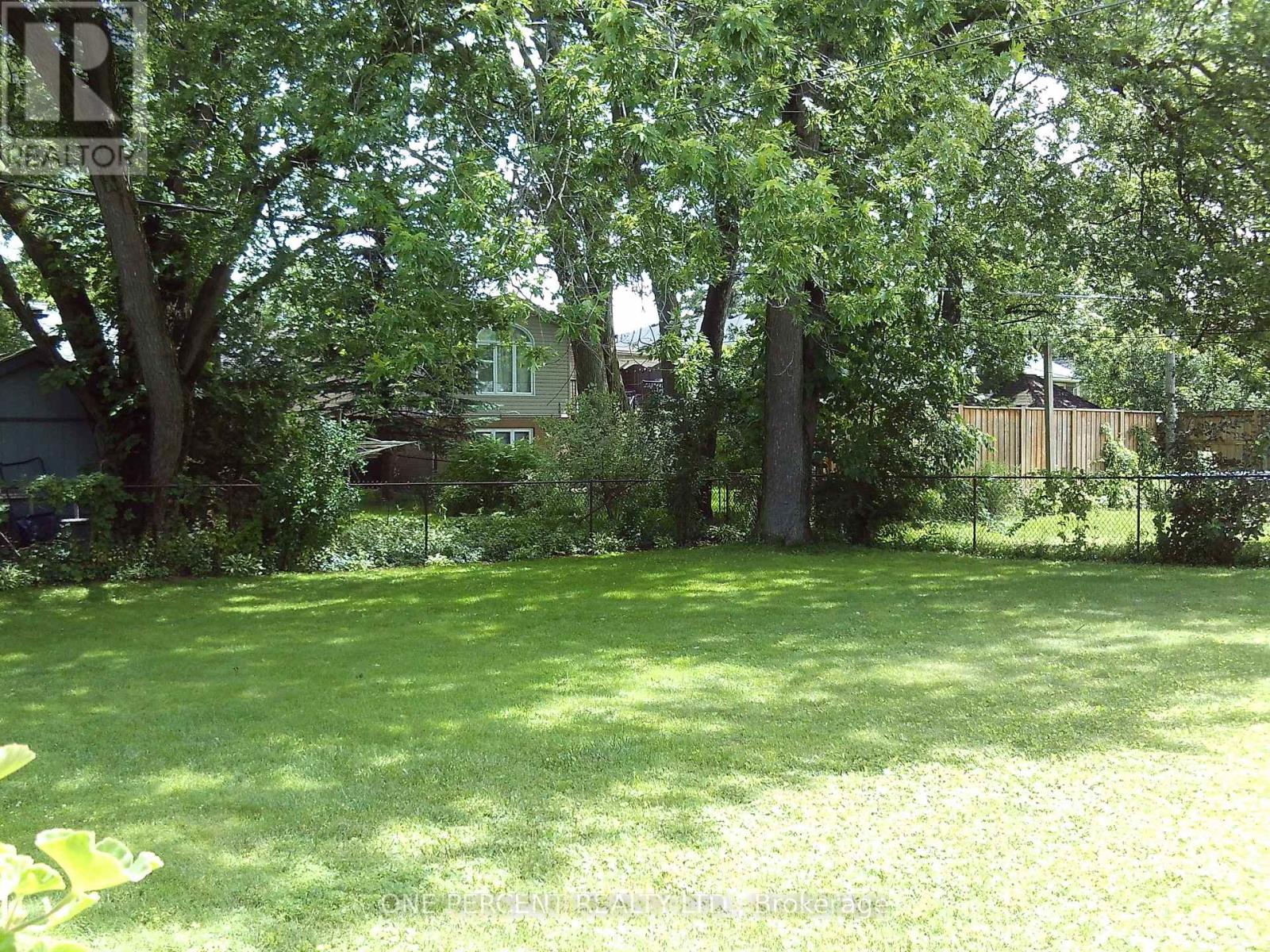 164 Redford Crescent Property Photo 23