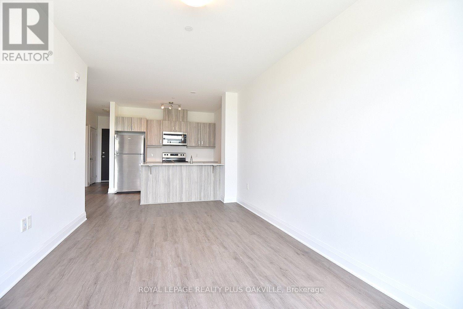 514 - 1936 Rymal Road E Property Photo 9