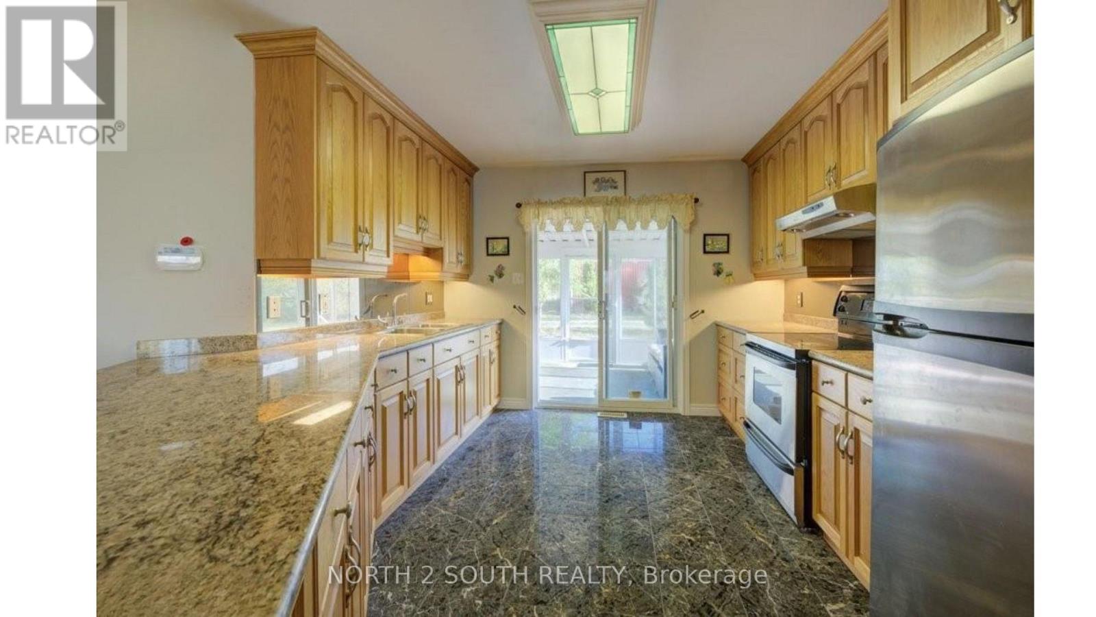 6737 Highway 20 Property Photo 14