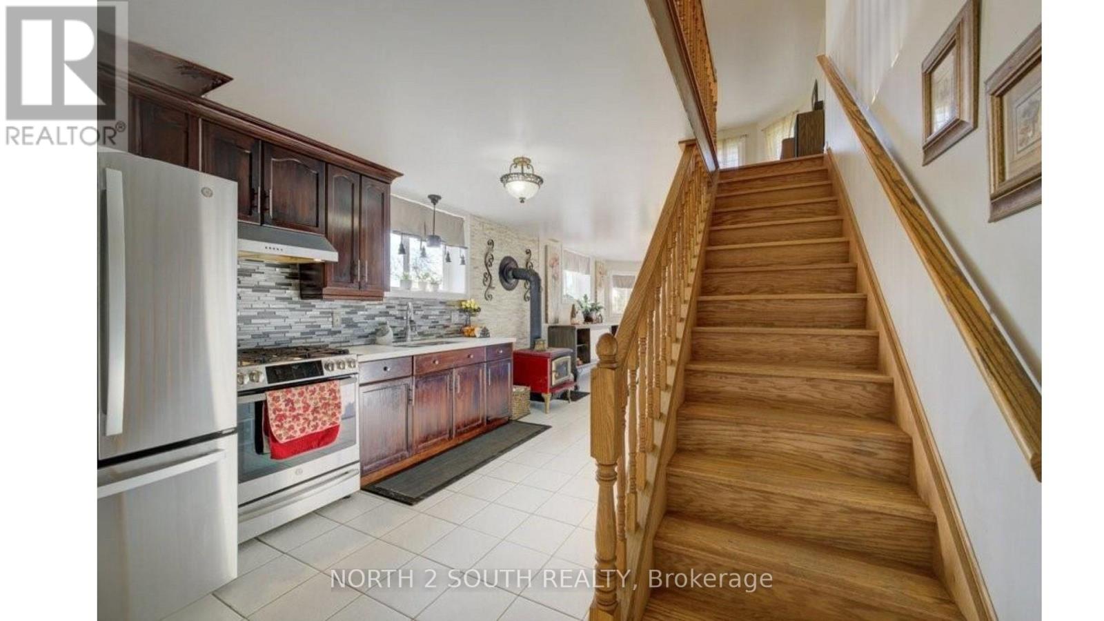 6737 Highway 20 Property Photo 20