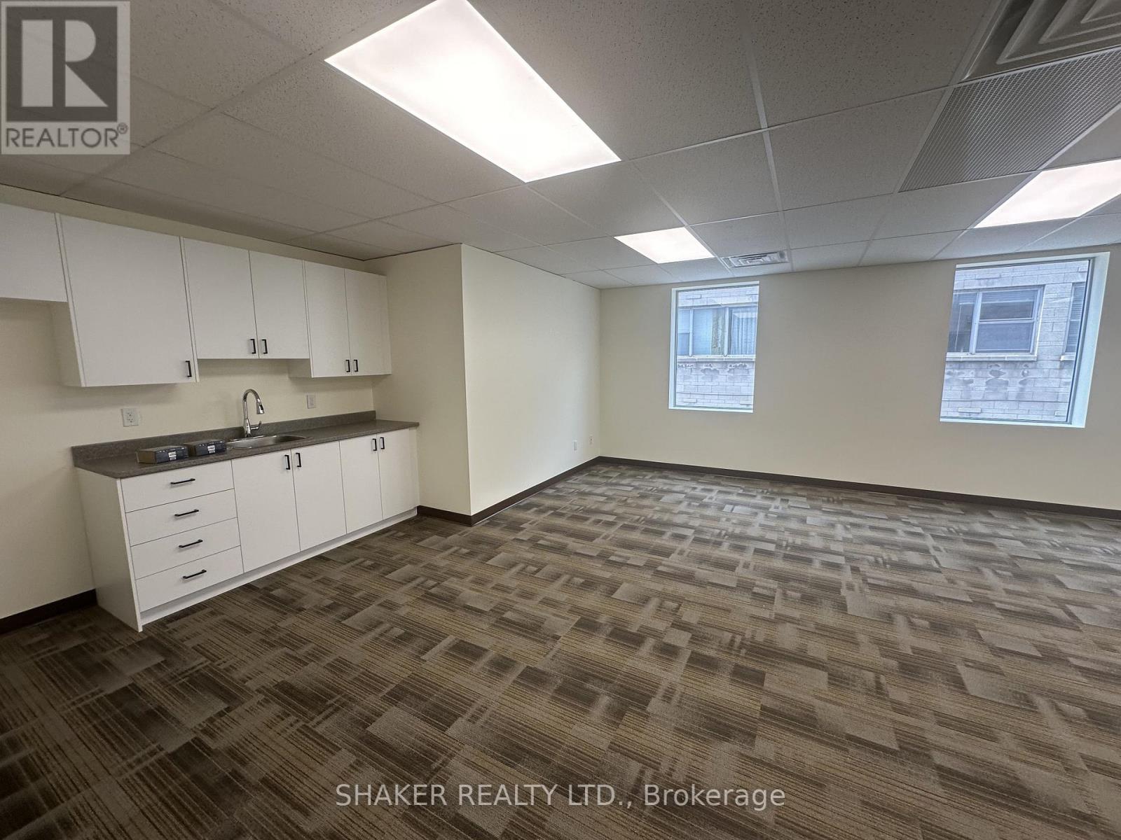 1296 Carling Avenue Property Photo 16