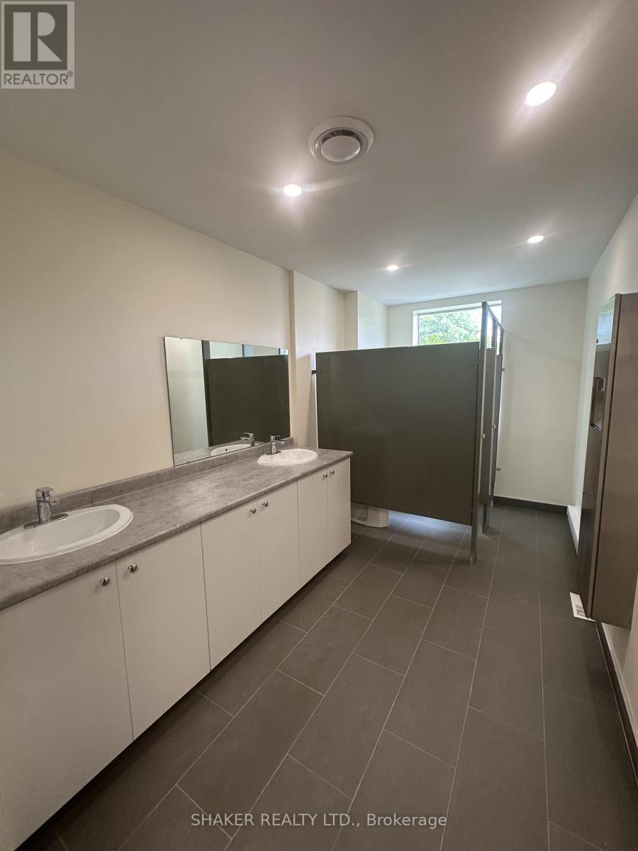1296 Carling Avenue Property Photo 17