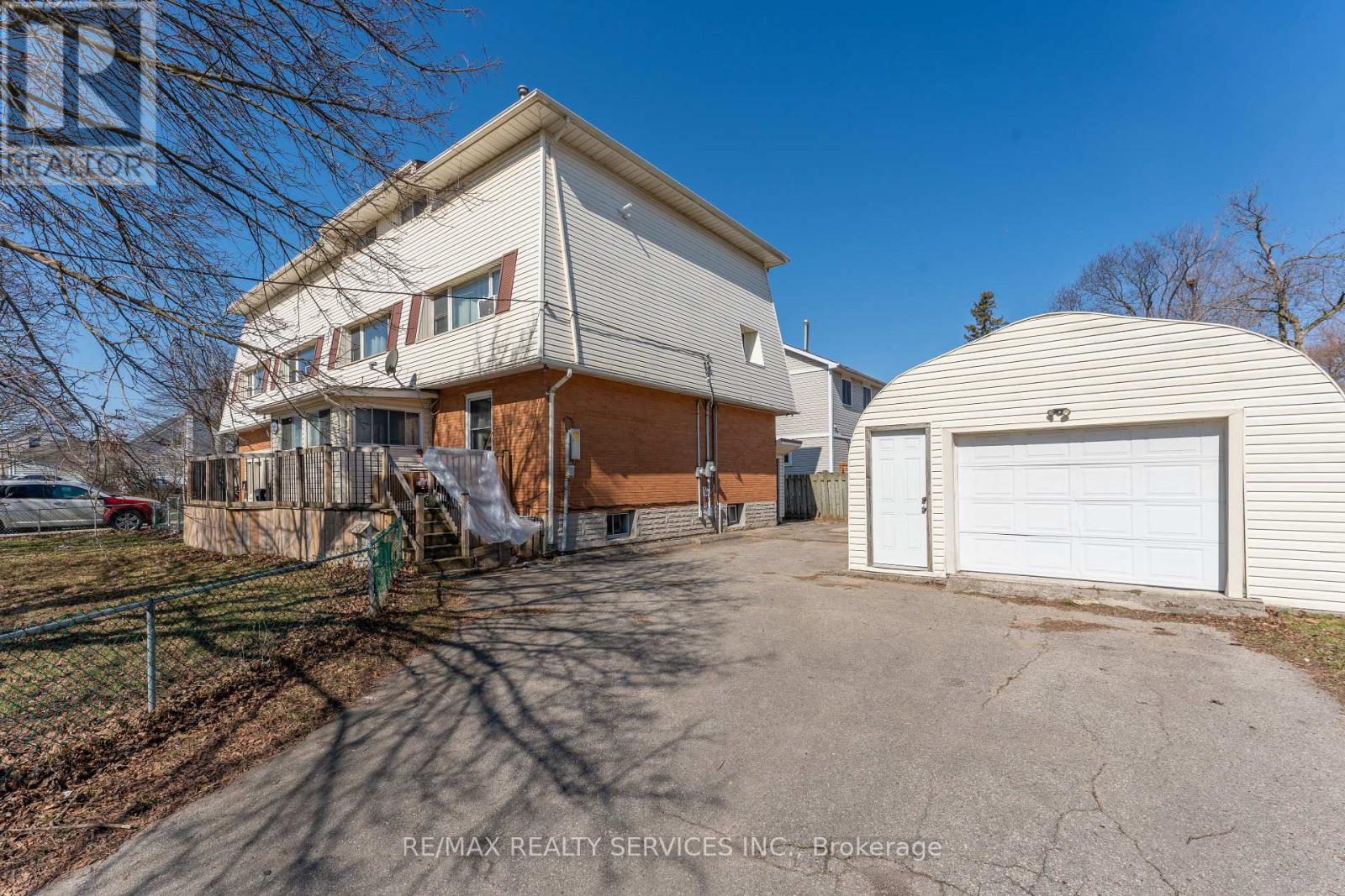 72 Florence Avenue Property Photo 17