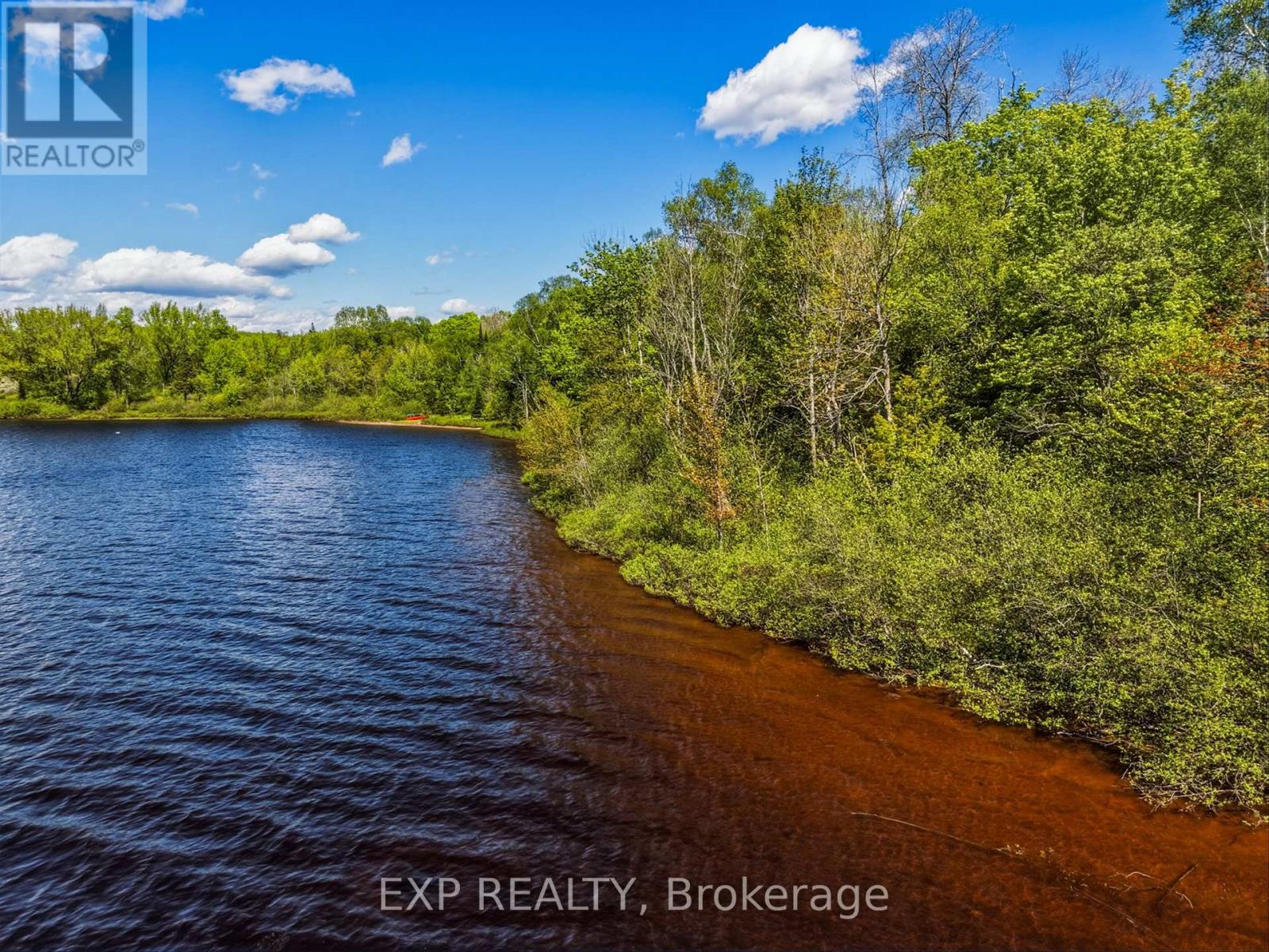 686 East Fox Lake Road Property Photo 9
