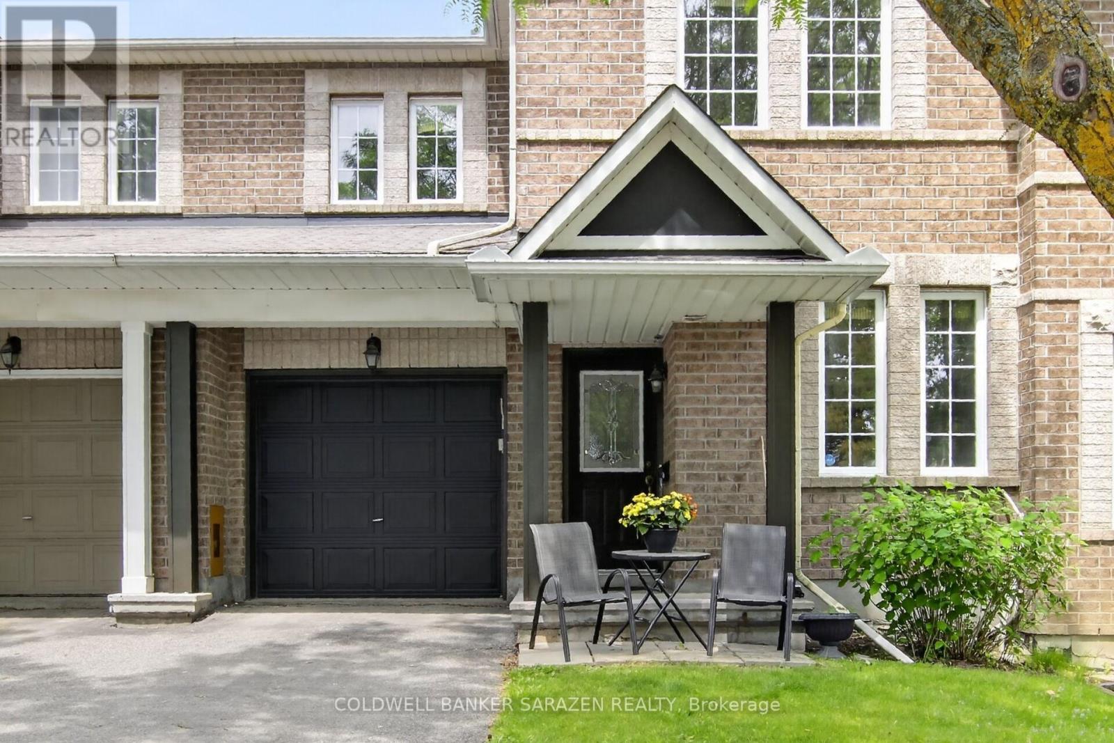 7 Barnstone Drive Property Photo 2