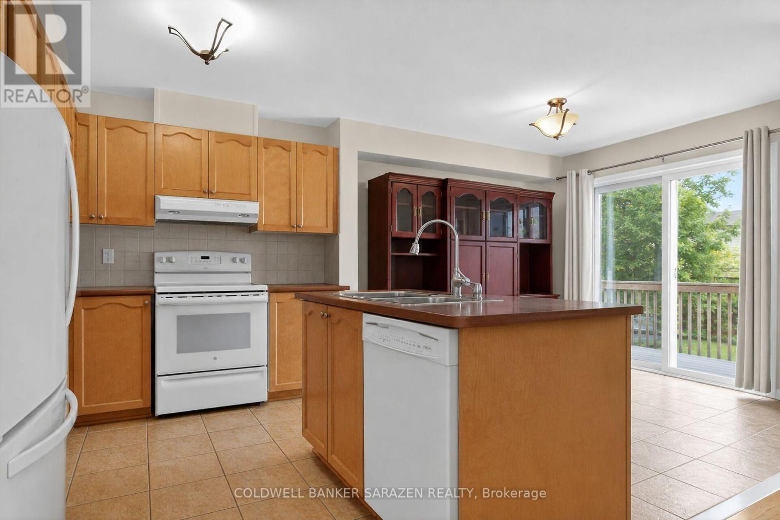 7 Barnstone Drive Property Photo 13