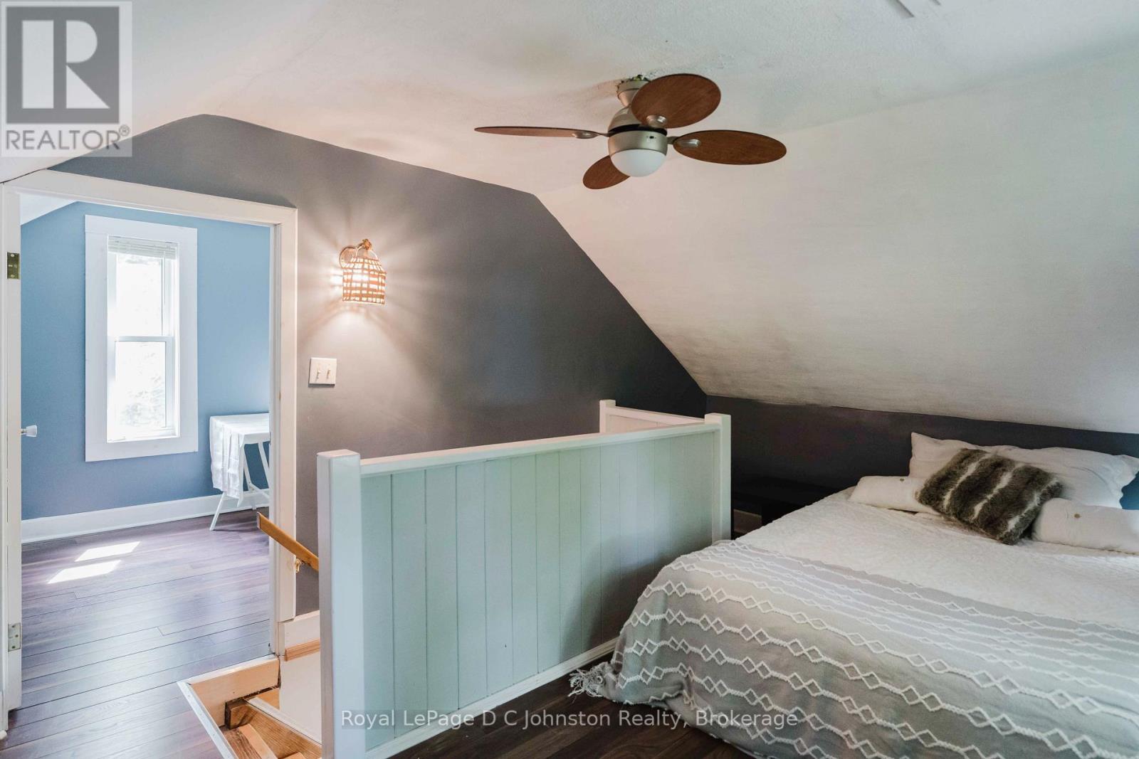 561 Wellington Street Property Photo 17
