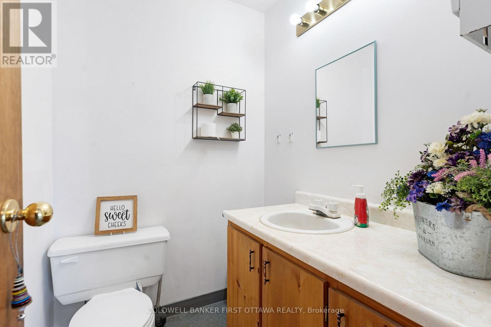 5639 Mcdonalds Corners Road Property Photo 19