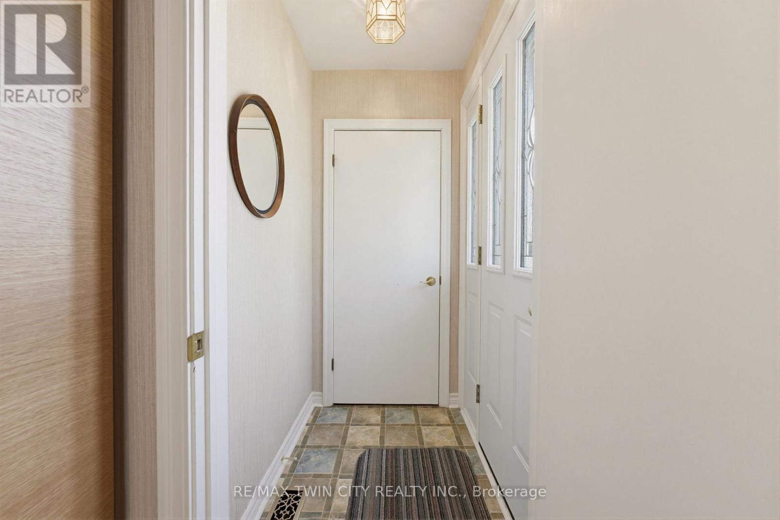22 Dunsdon Street Property Photo 7