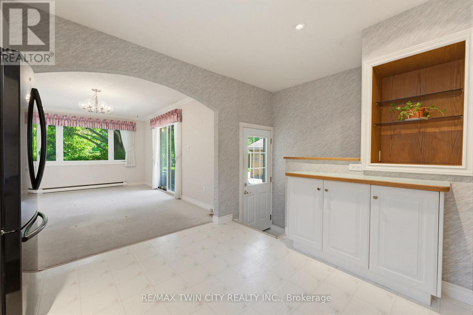 22 Dunsdon Street Property Photo 13