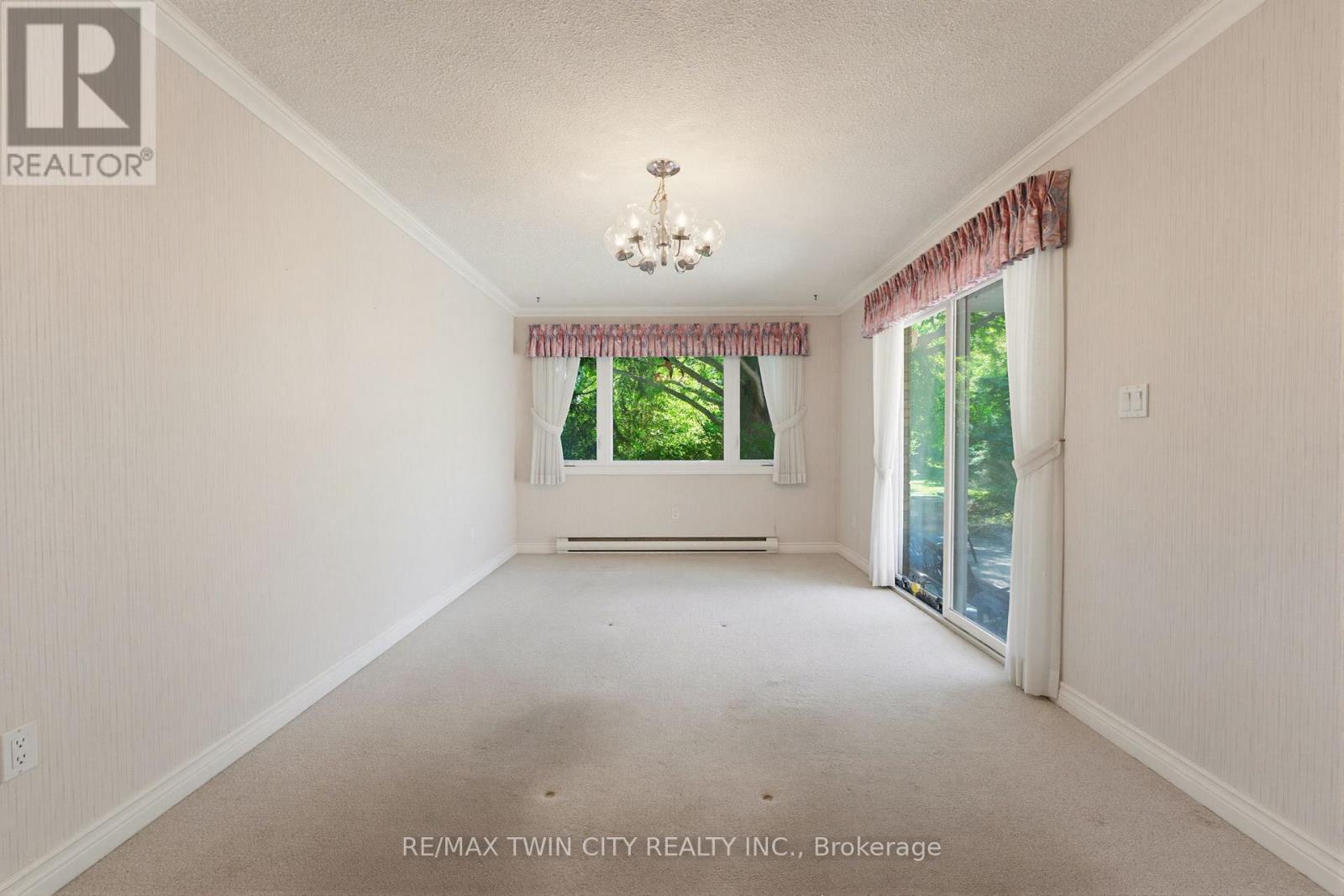 22 Dunsdon Street Property Photo 14
