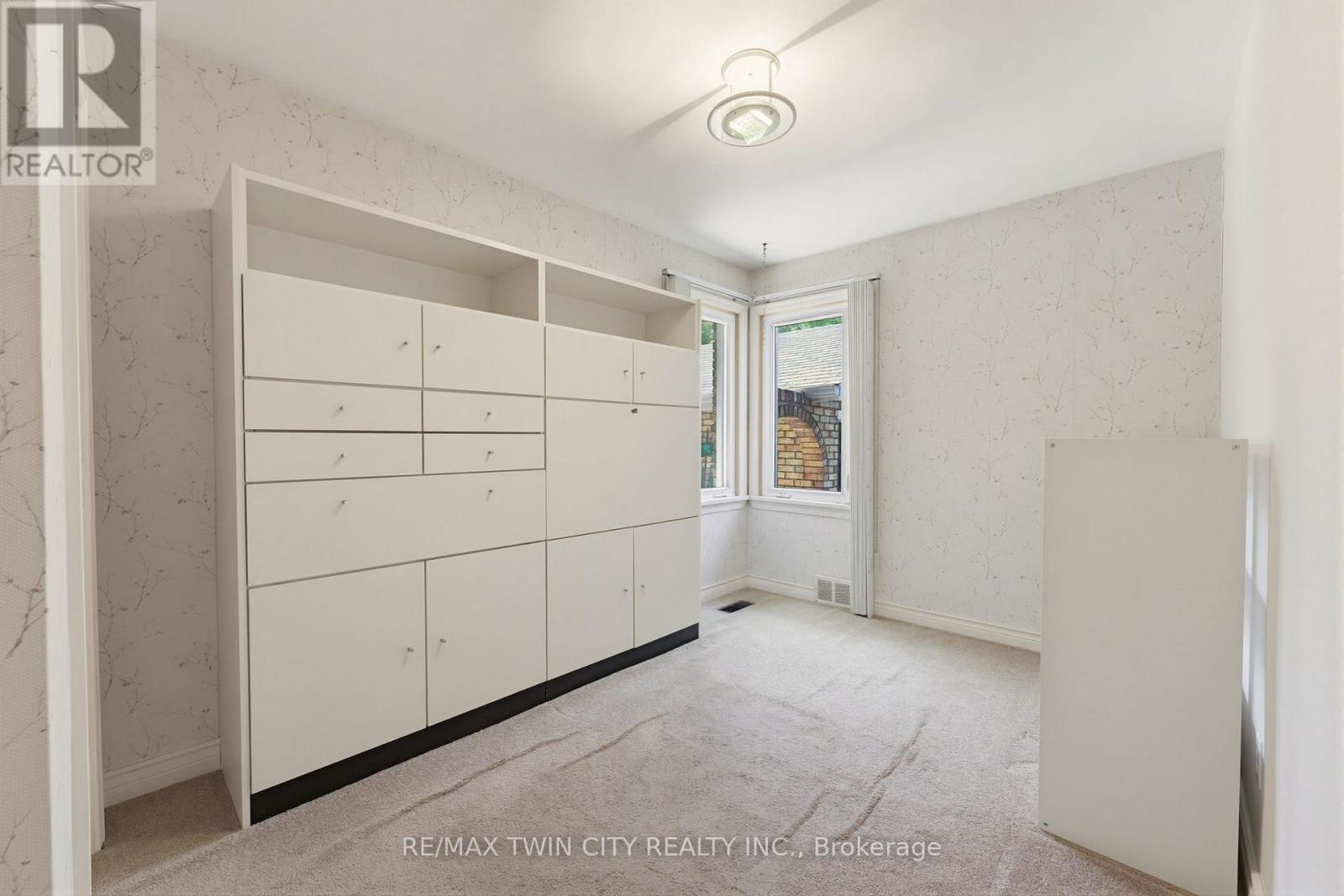 22 Dunsdon Street Property Photo 17