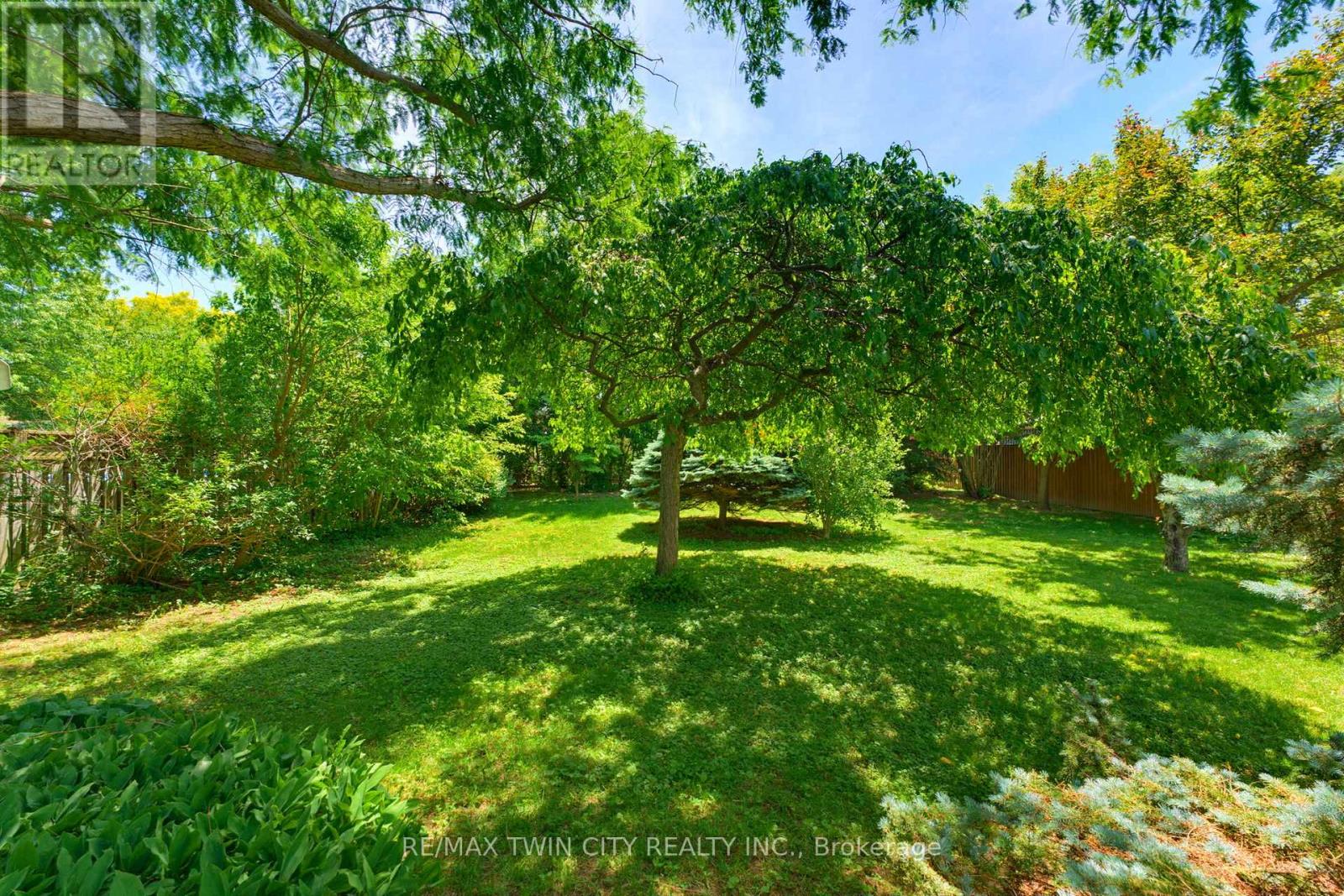 22 Dunsdon Street Property Photo 31
