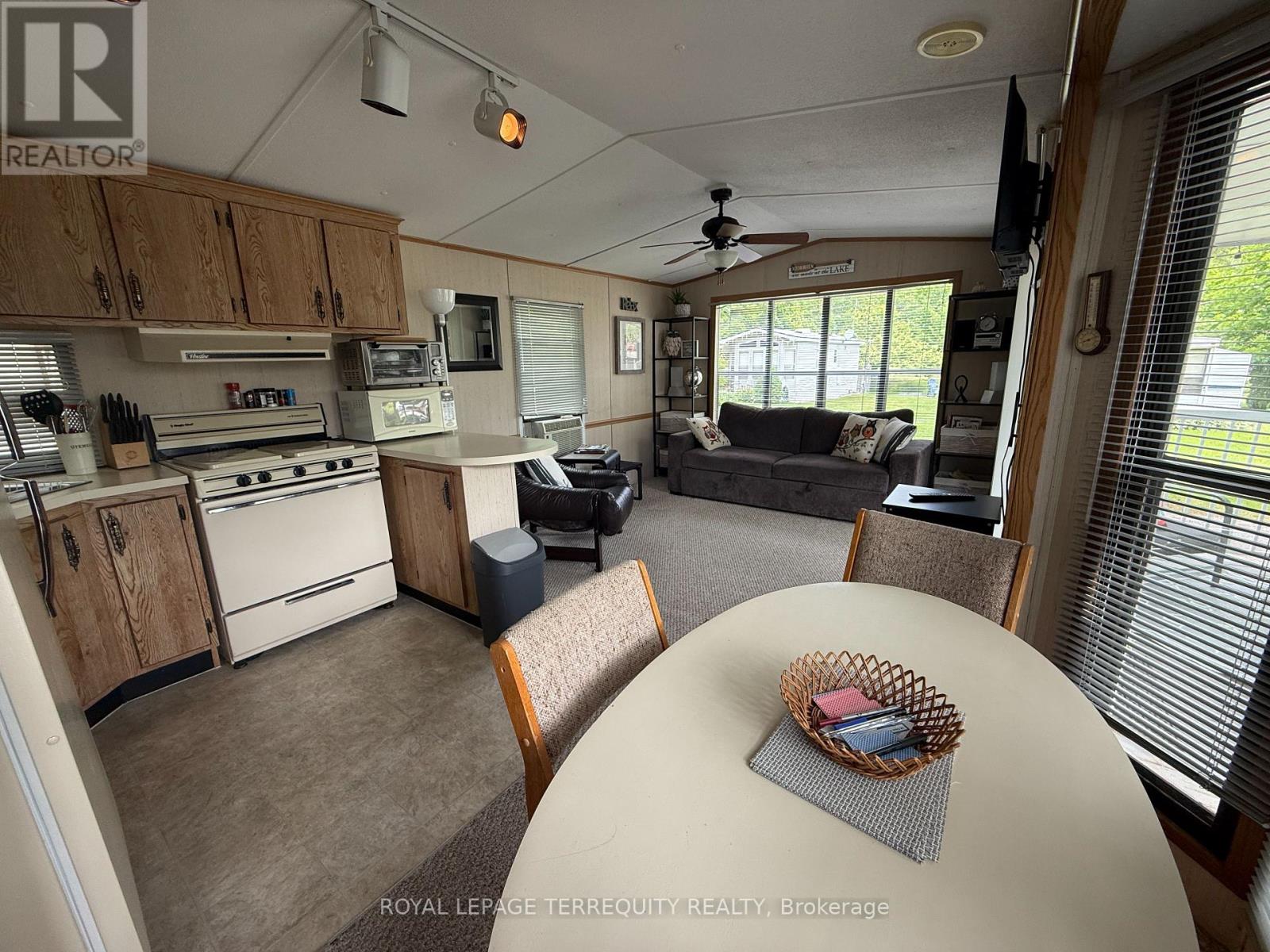 262 Birch Property Photo 14