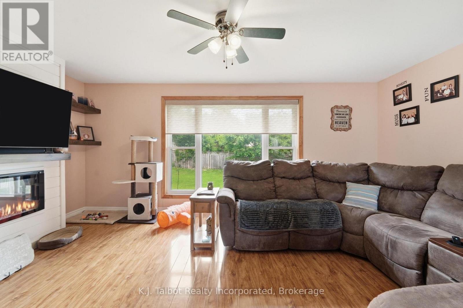 155 James Street Property Photo 4