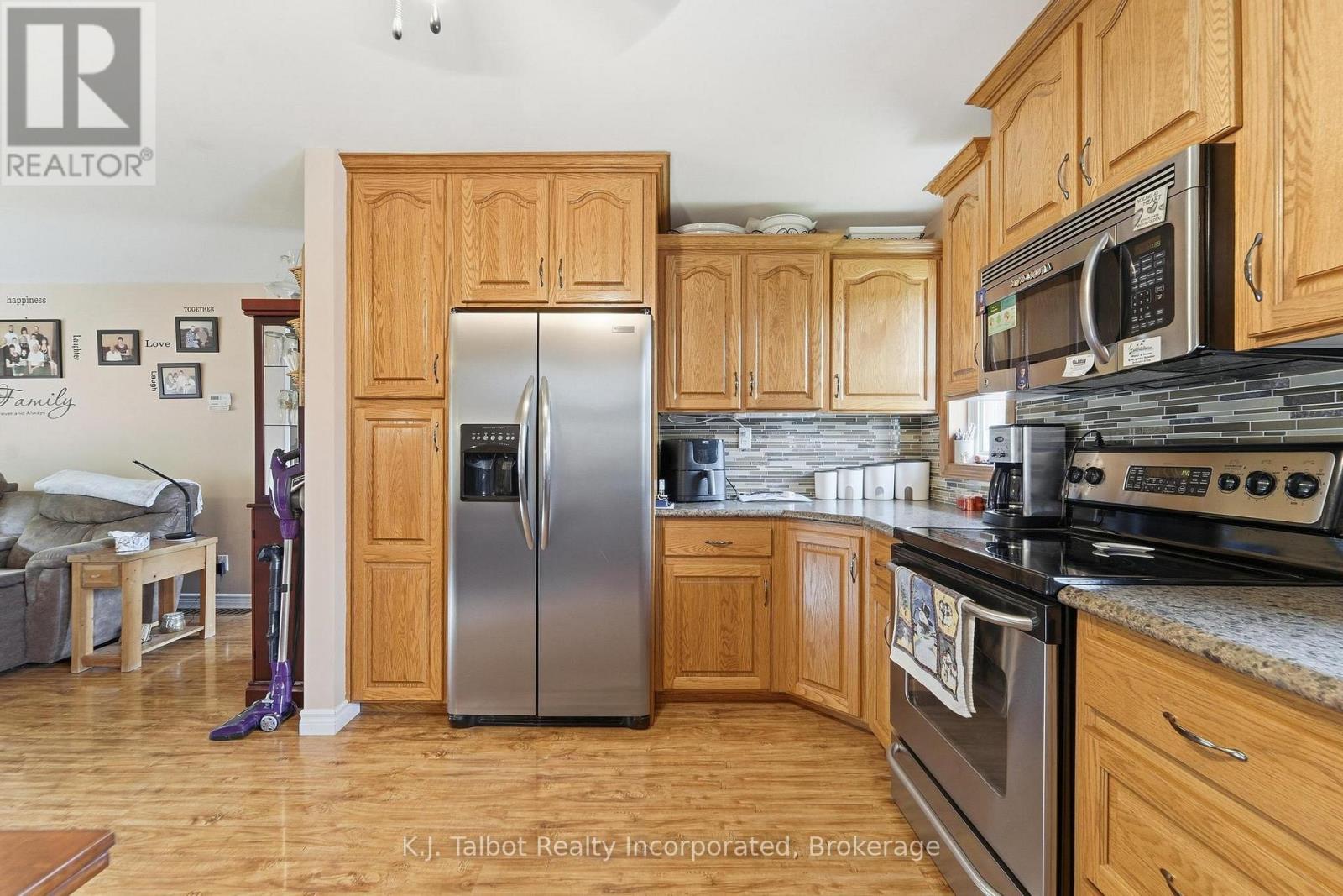 155 James Street Property Photo 10