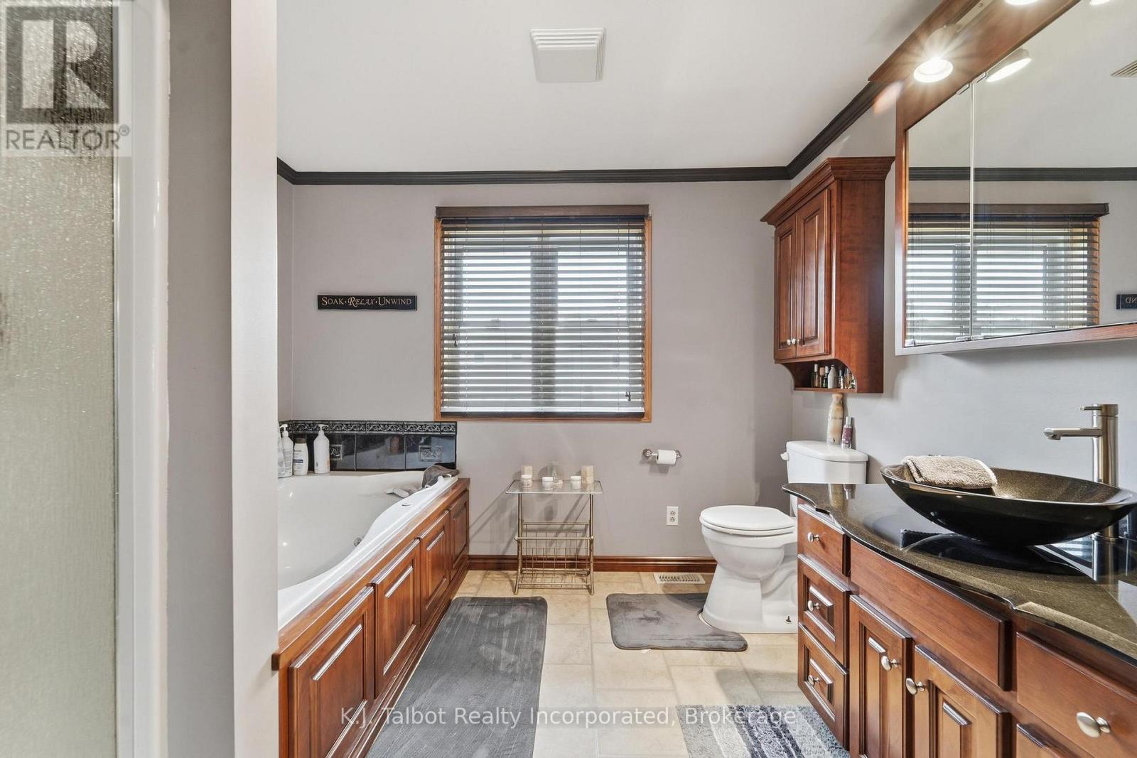 155 James Street Property Photo 13