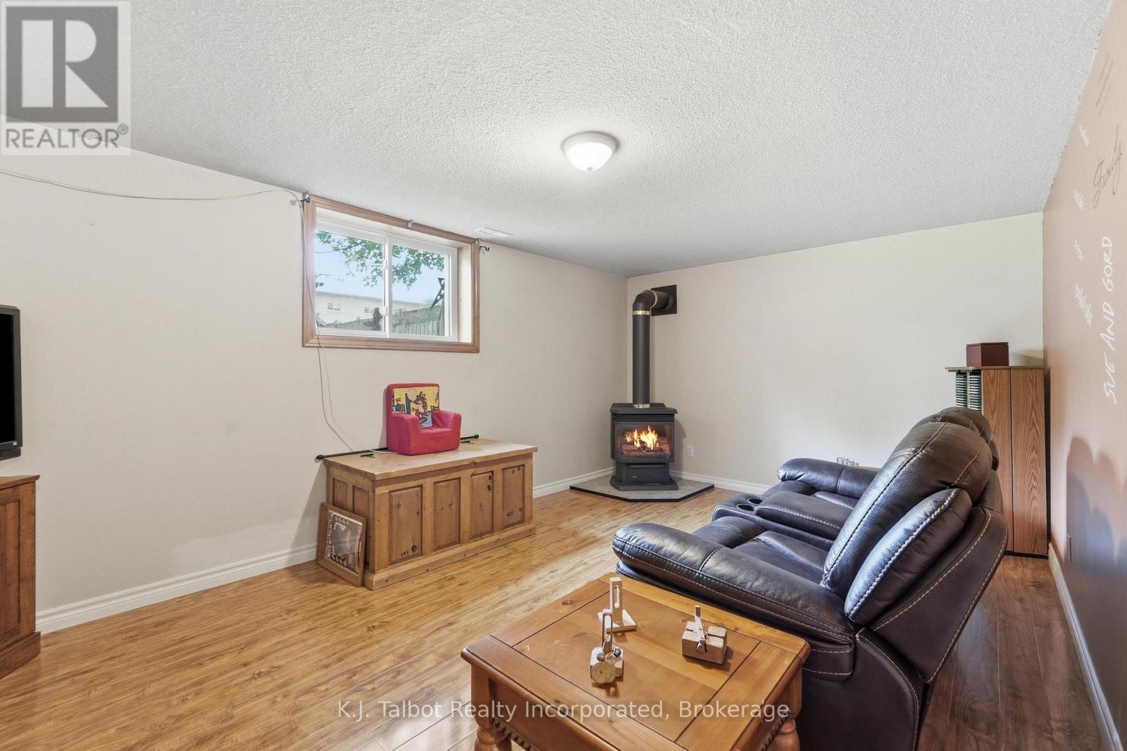 155 James Street Property Photo 19