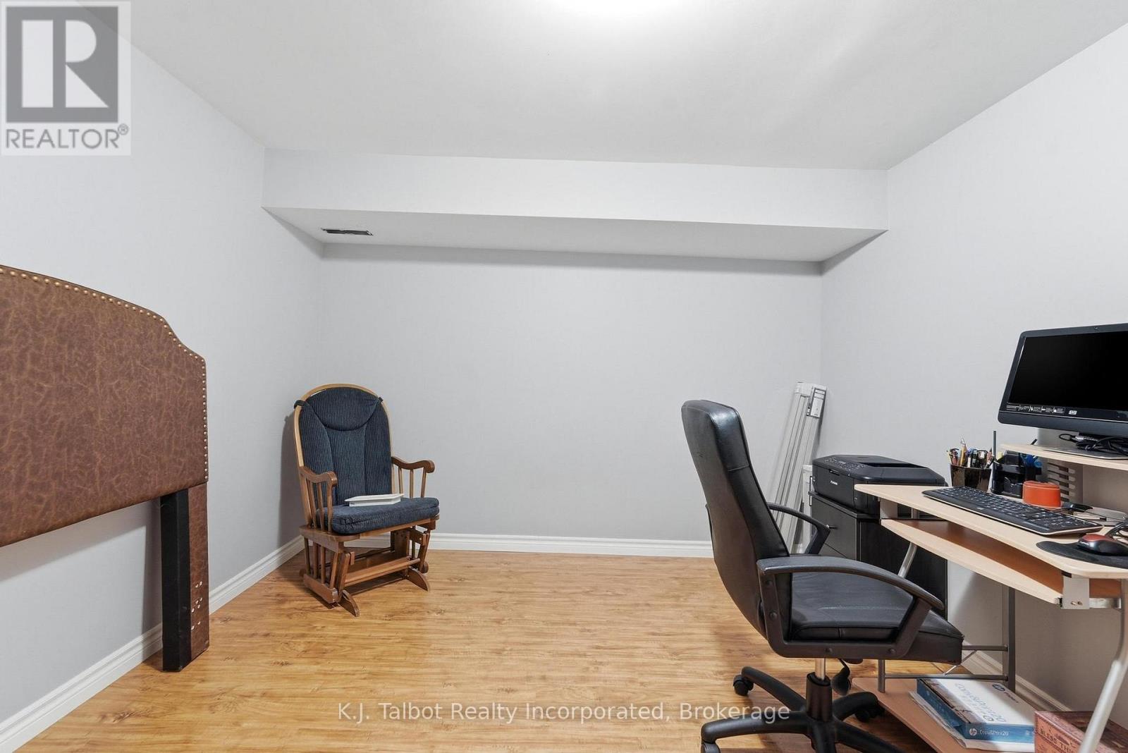 155 James Street Property Photo 22