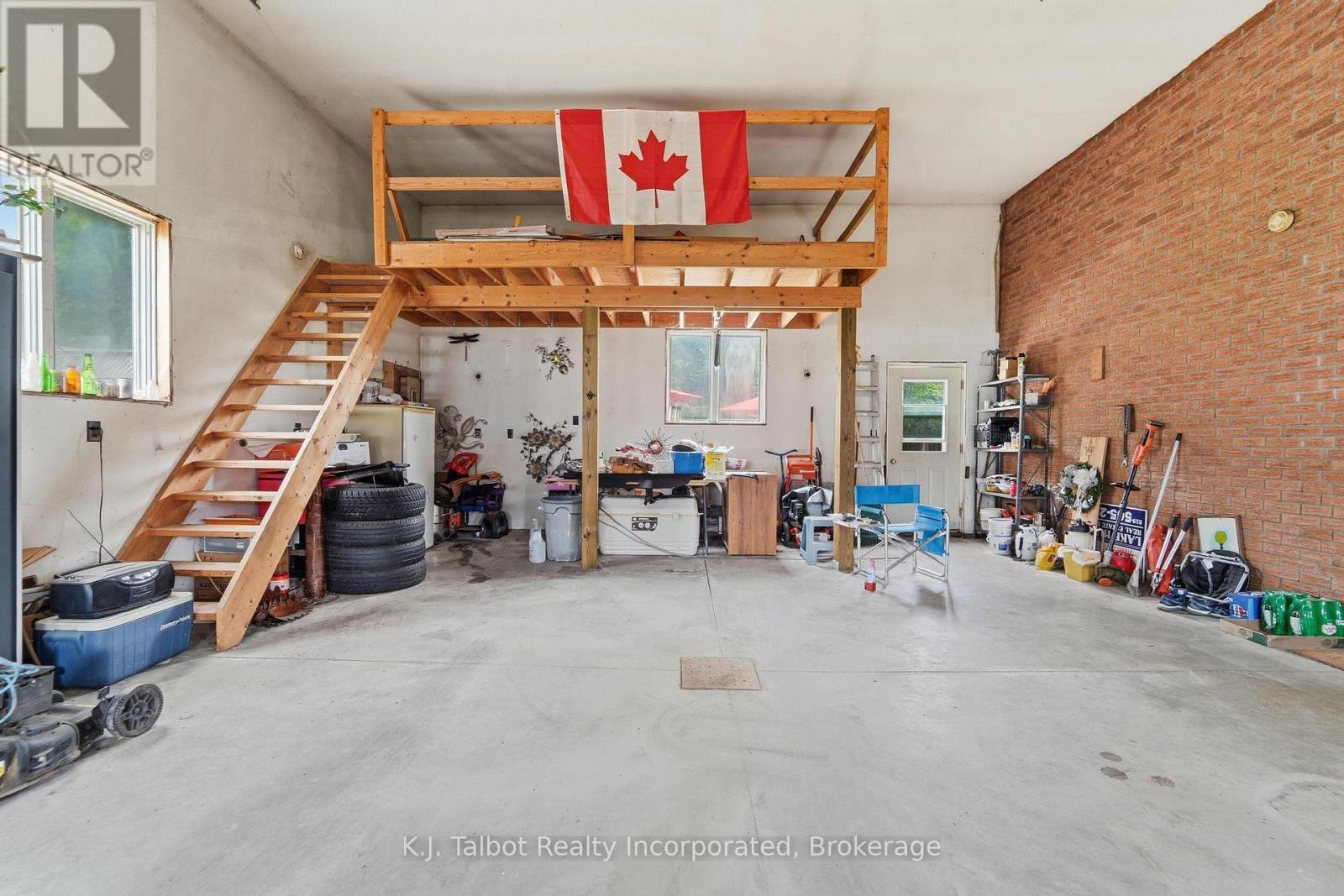 155 James Street Property Photo 25
