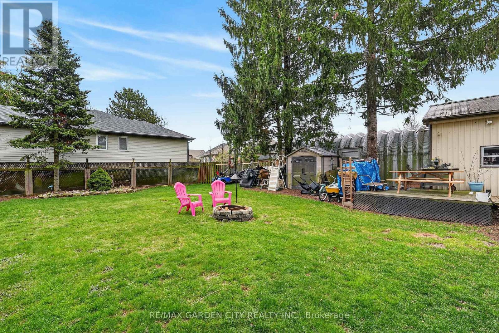 3555 Campden Road Property Photo 40