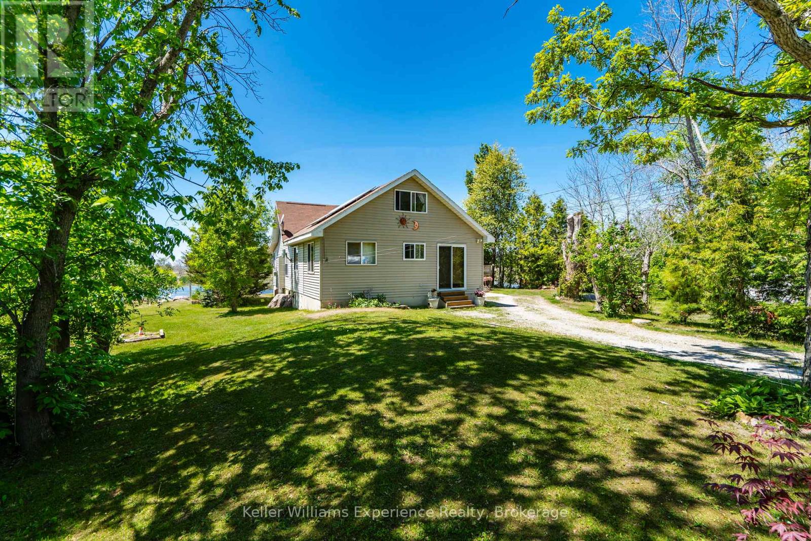 111 Evergreen Lane Property Photo 3