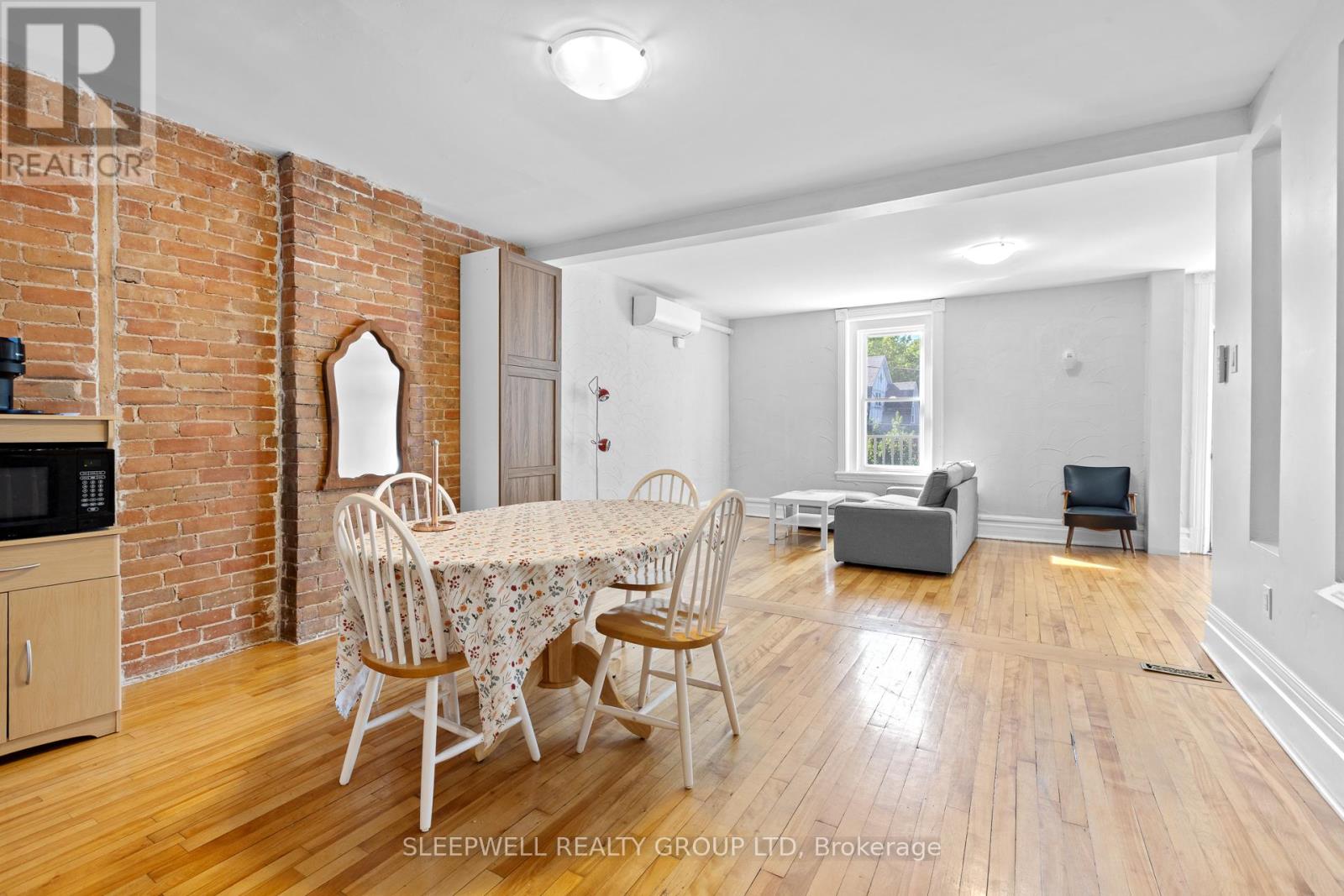 389 Daly Avenue Property Photo 4