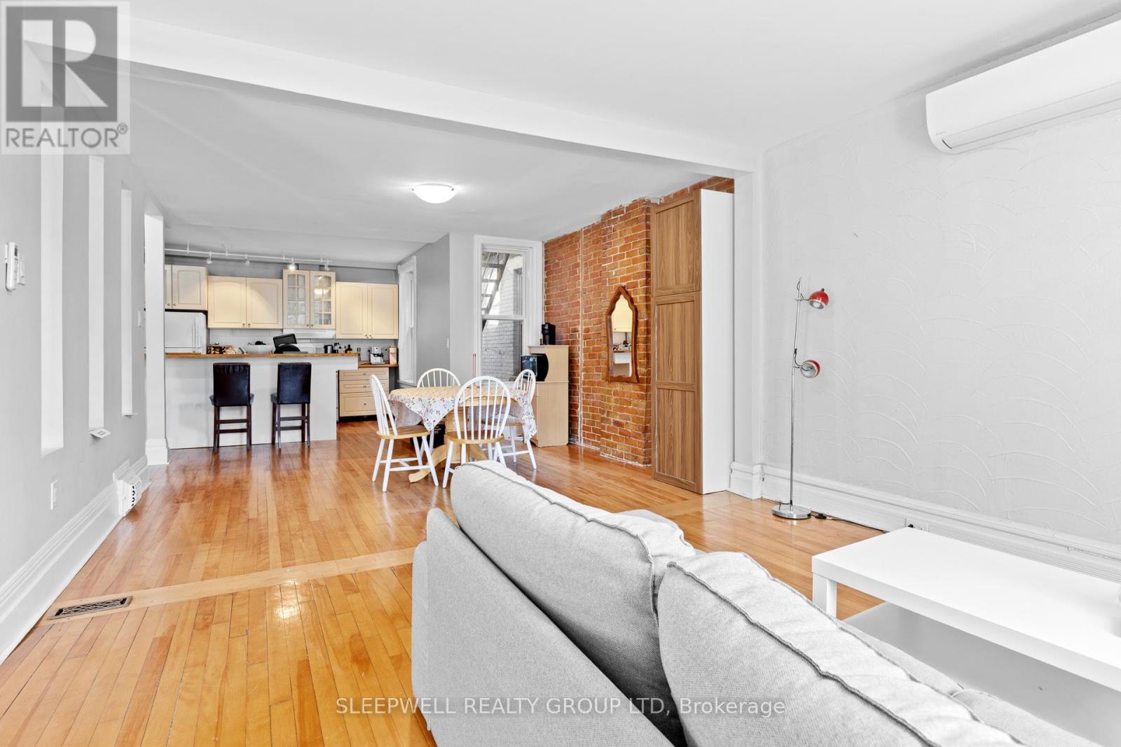 389 Daly Avenue Property Photo 11