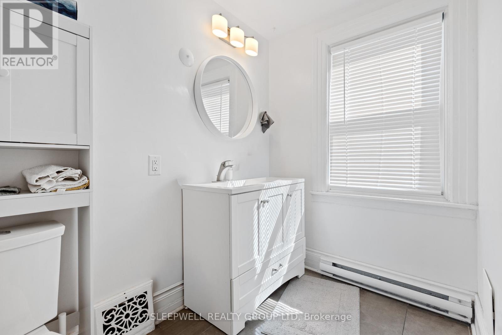 389 Daly Avenue Property Photo 16
