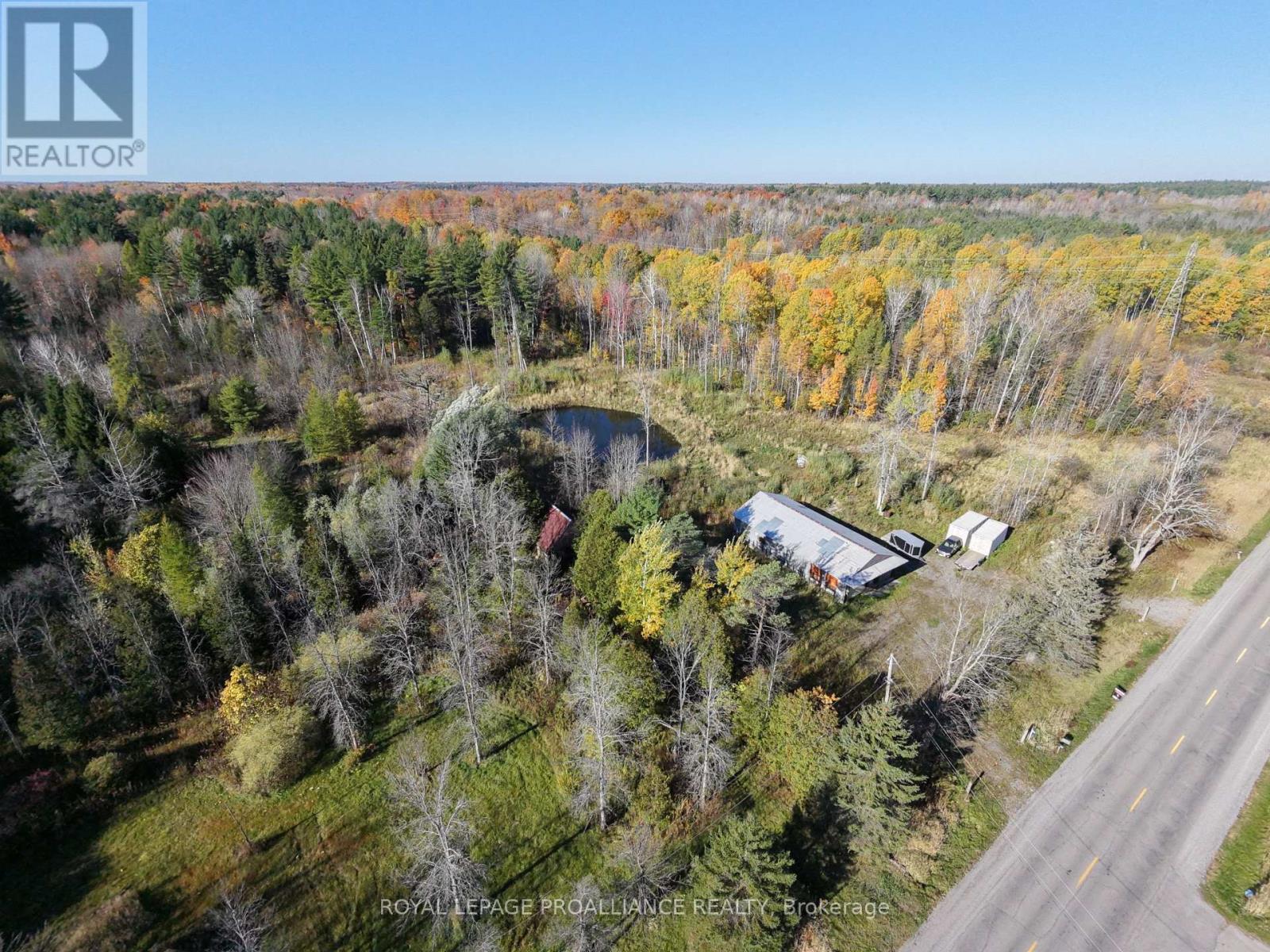 2102 County 44 Road Property Photo 3