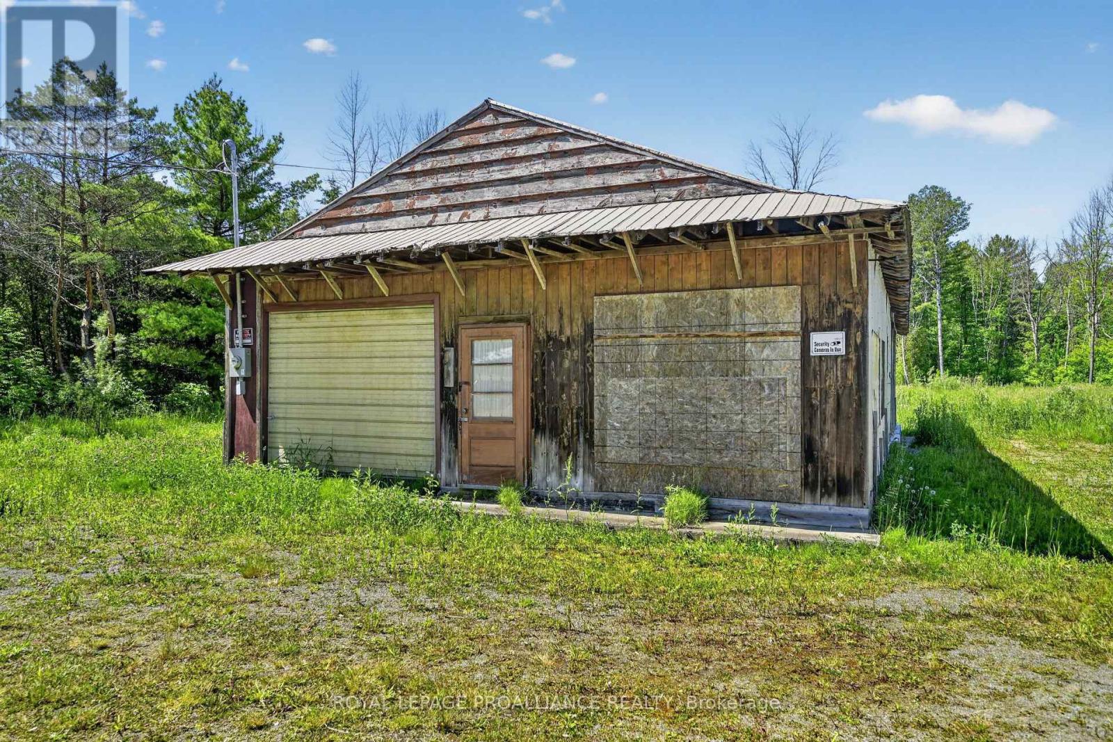 2102 County 44 Road Property Photo 16