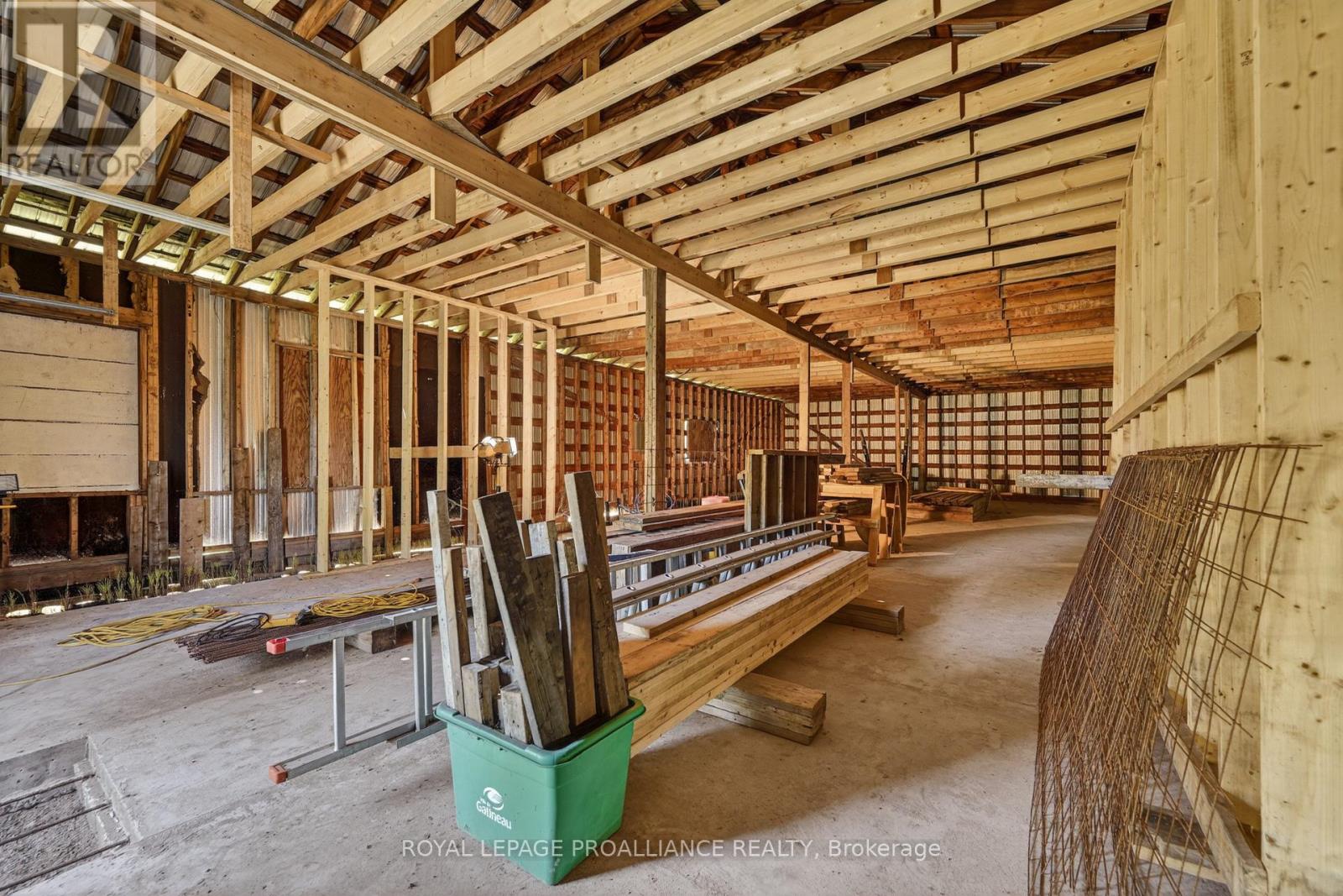 2102 County 44 Road Property Photo 18