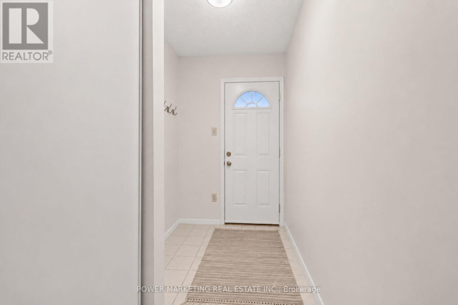 95 - 3415 Uplands Drive Property Photo 3