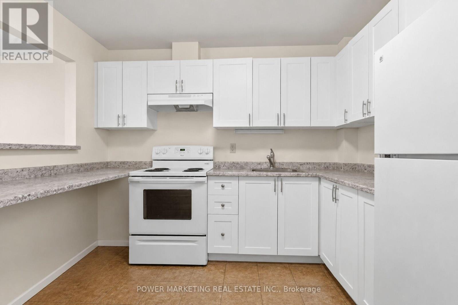 95 - 3415 Uplands Drive Property Photo 12