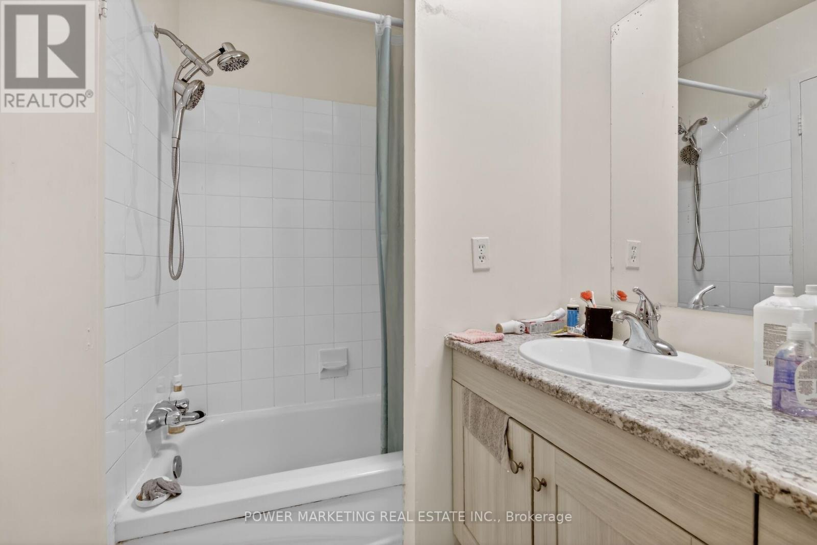 95 - 3415 Uplands Drive Property Photo 28