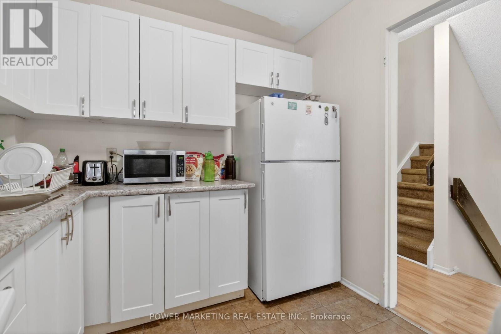 95 - 3415 Uplands Drive Property Photo 35