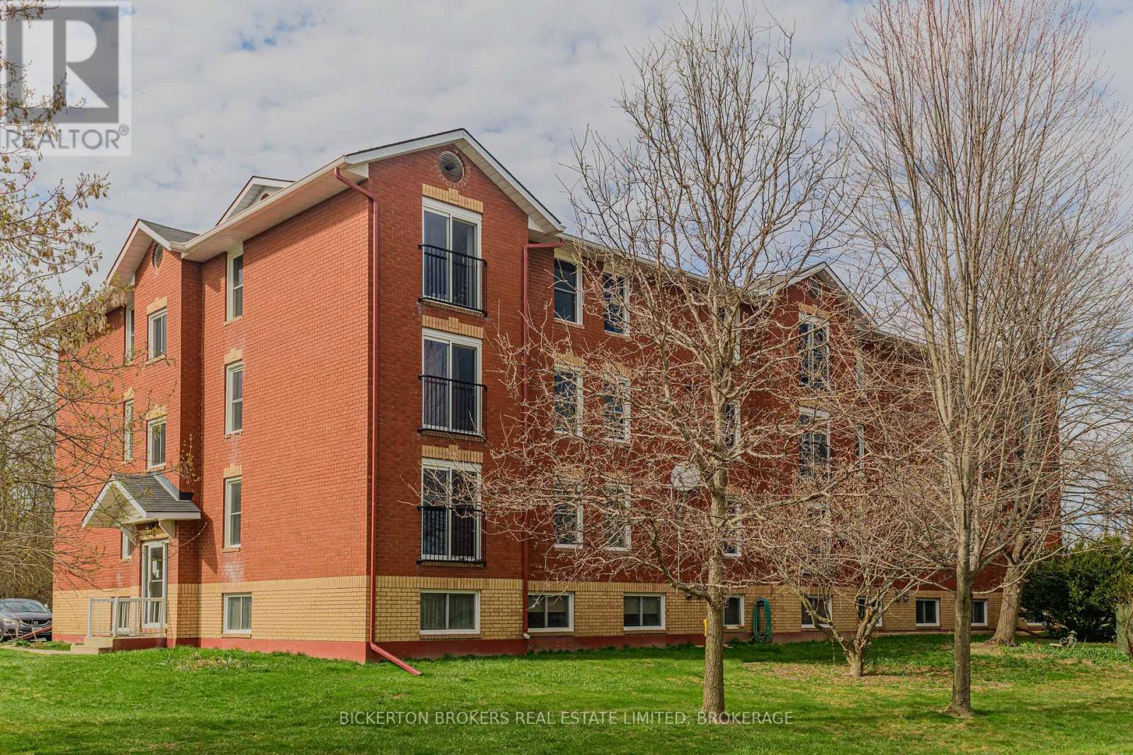 205 - 540 TALBOT PLACE