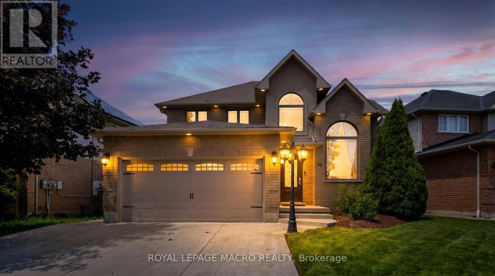 19 Sonata Avenue Property Photo 2