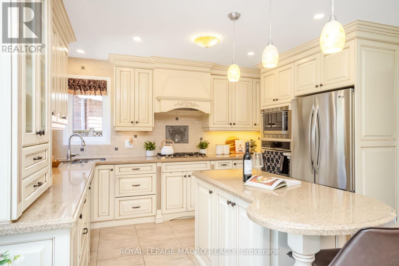 19 Sonata Avenue Property Photo 9