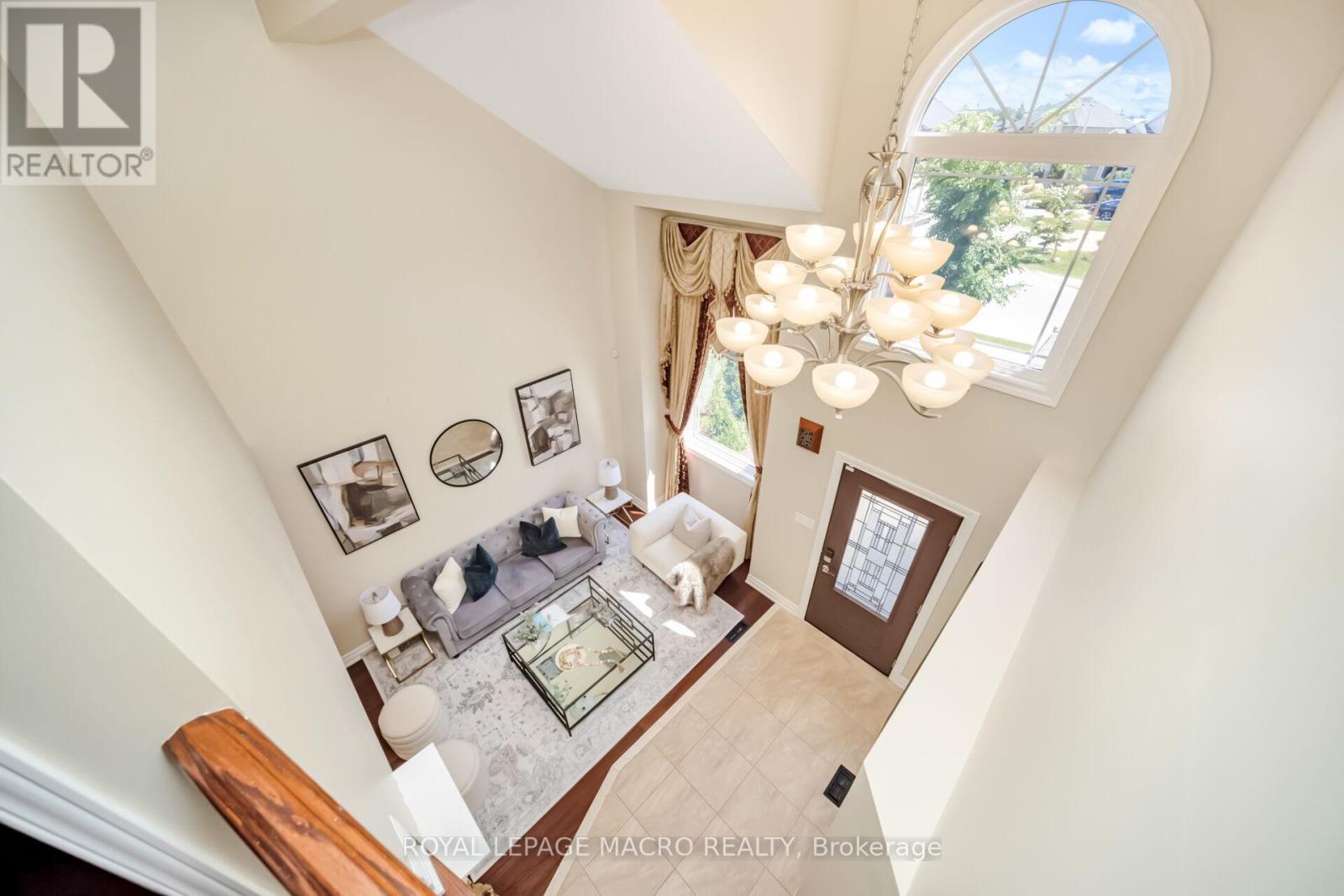 19 Sonata Avenue Property Photo 14