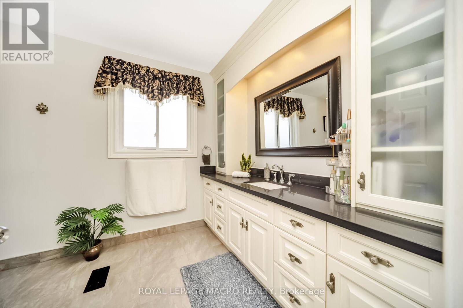 19 Sonata Avenue Property Photo 17